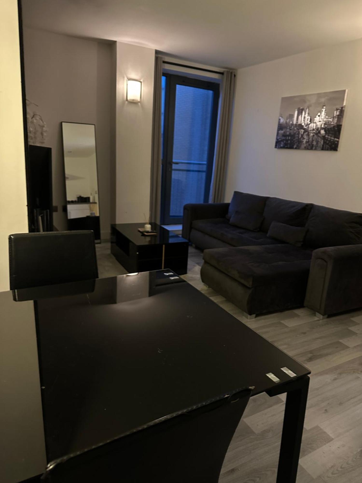 West Street -city Centre Sky Line Square Apartment Sheffield